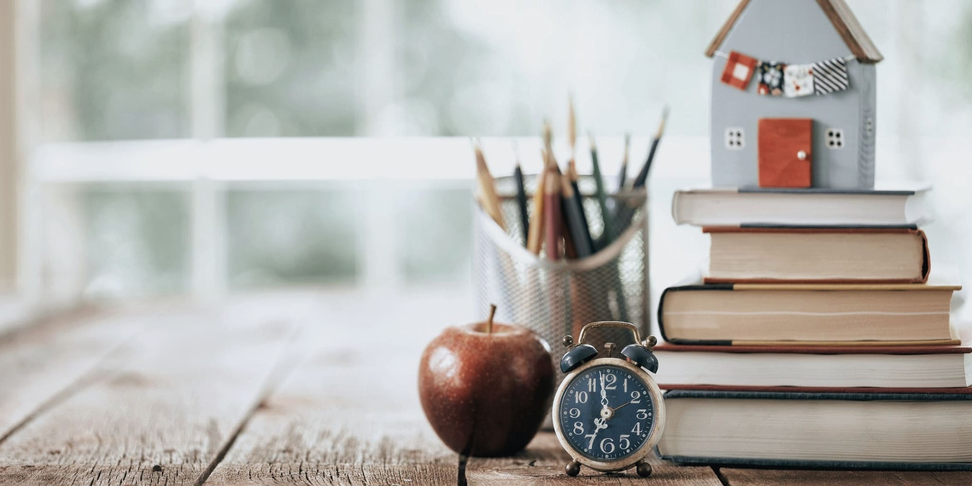 Comment jouer avec les verbes au primaire? Les Malins Futés